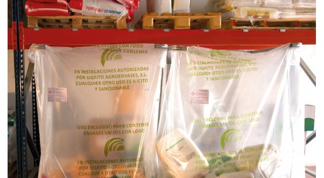 La empresa Haifa Iberia y SIGFITO estiman reciclar este año más de 40 toneladas de sus envases de fertilizantes - 1, Foto 1