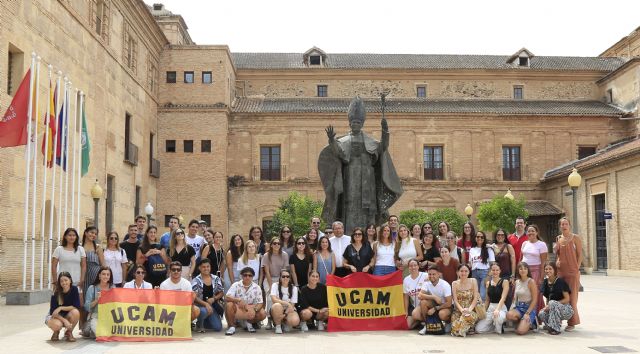 Los voluntarios de la UCAM parten hacia la JMJ de Lisboa - 1, Foto 1