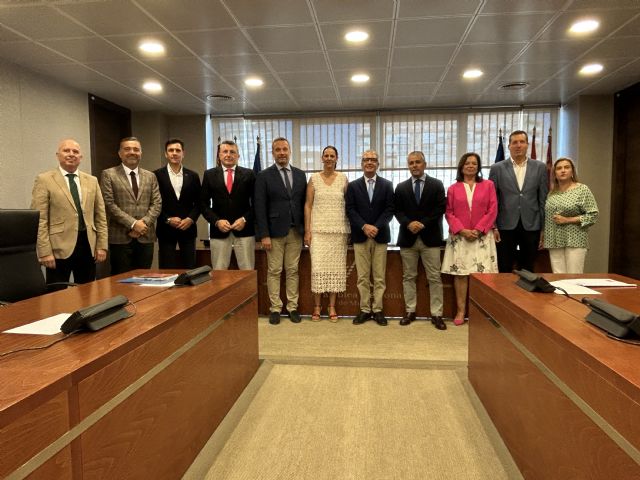 Los alcaldes de Fuente Álamo y San Javier comparecen en la Asamblea Regional para abordar la posible reforma la Ley del Mar Menor - 2, Foto 2