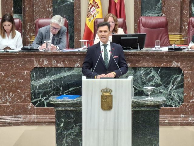 Cerón: 'Ni con su vergonzoso 'tour' por los parques de bomberos va a conseguir el PSOE tapar el 'tsunami' de corrupción de Sánchez ni la incompetencia de su delegado en la Región' Cerón: 'Ni con su vergonzoso 'tour' por los parques de bomberos va a conseguir el PSOE tapar el 'tsunami' de corrupción de Sánchez ni la incompetencia de su delegado en la Región'