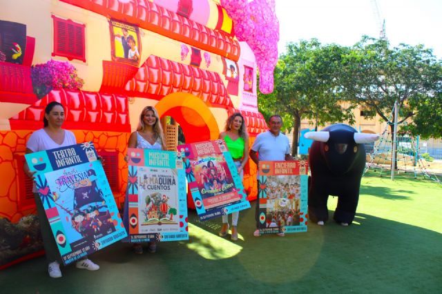 Cantajuego, 'Traviesa travesía' y 'La máquina de cuentos', en la Feria y Fiestas de Lorca - 1, Foto 1