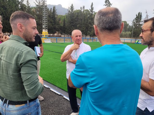 El Ayuntamiento de Murcia renueva el césped del campo de Fútbol de Beniaján - 2, Foto 2