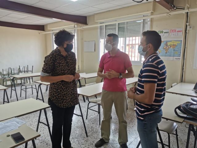 El Ayuntamiento de Puerto Lumbreras acondiciona y mejora la acústica de un aula de la Escuela Oficial de Idiomas en Puerto Lumbreras - 2, Foto 2