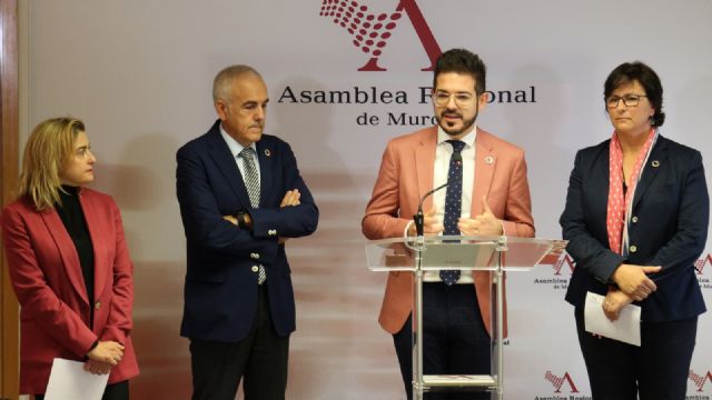 El PSRM asegura que el PP pagará su primer peaje político con VOX con la moción del pin parental que ataca a la autonomía de los centros - 1, Foto 1