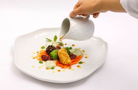 Plato de Anna Drosyk, ganadora del VII Premio Promesas de Le Cordon Bleu., Foto 1