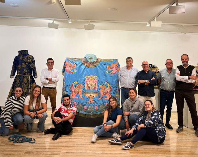 El Paso Azul enriquece la exposición Bordados del siglo XX - 1, Foto 1