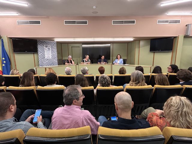 La EAPN-RM insiste en la Asamblea Regional en que es posible actuar contra la pobreza - 4, Foto 4