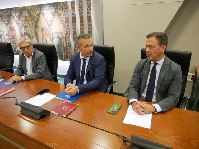 El PP exige al Gobierno de España que abone los 422 millones que adeuda a la Región de las ayudas a la dependencia para las más de 44.000 personas atendidas - 1, Foto 1