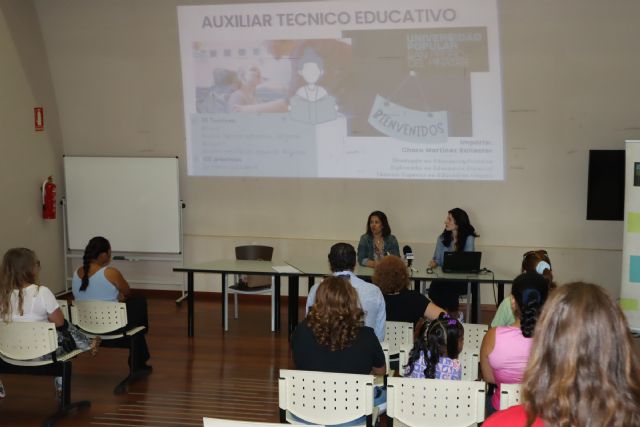 La Universidad Popular de San Pedro del Pinatar oferta el curso de Auxiliar Técnico Educativo - 2, Foto 2