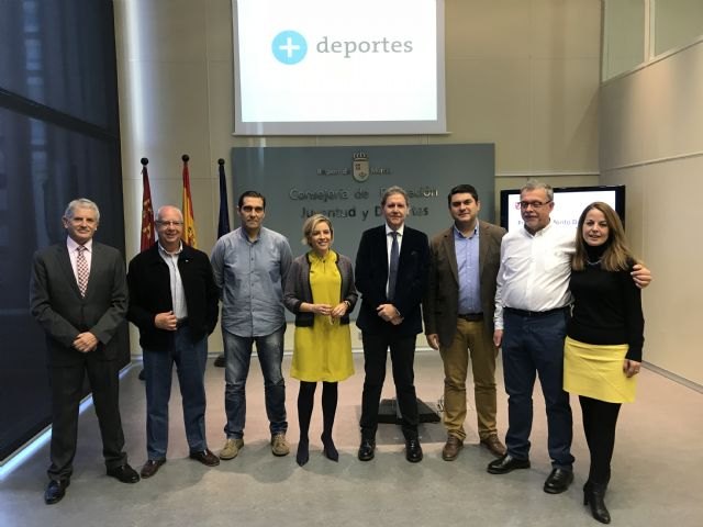 Los premios al mérito deportivo 2017 distinguen a Ana Carrasco, Vicente Guardiola y Enrique Siscar y al Lorca Fútbol Club - 1, Foto 1