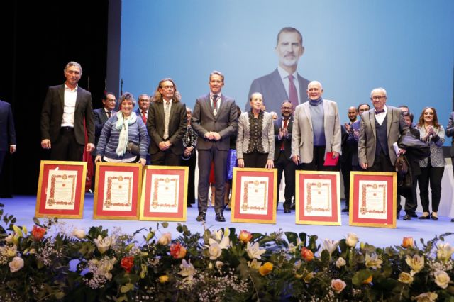 El alcalde anuncia pasos firmes e inéditos para recuperar la vieja ciudad en el acto de entrega de honores y distinciones de Lorca - 3, Foto 3