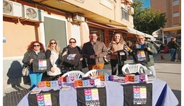 Tomás Rubio, Mari Ángeles Ruiz y Amparo Pino promocionan la campaña Quien bien te quiere... - 1, Foto 1