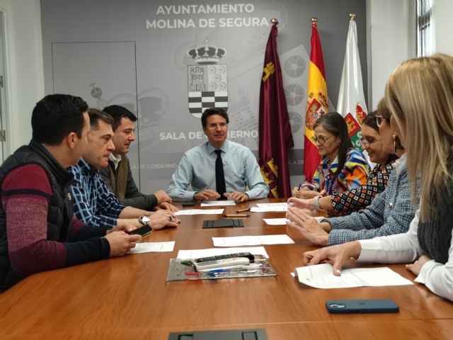 El equipo de Gobierno local aprueba la adhesión del Ayuntamiento de Molina de Segura al convenio entre la Comunidad Autónoma y la Federación de Municipios de la Región de Murcia para la realización de prestaciones en beneficio de la comunidad - 2, Foto 2