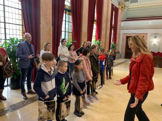 Murcia acoge con los brazos abiertos a los niños del Pueblo Bielorruso, que disfrutan de la Navidad con familias de acogida - 1, Foto 1