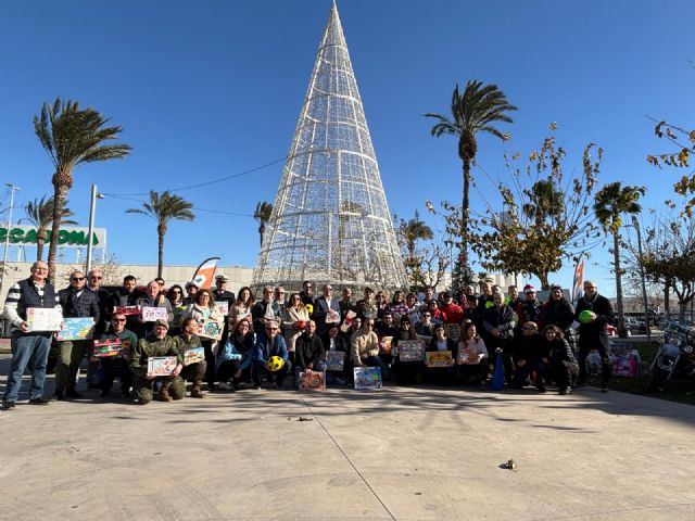 Campaña recogida de juguetes- trae un juguete y compramos otro por ti -rsc - 1, Foto 1