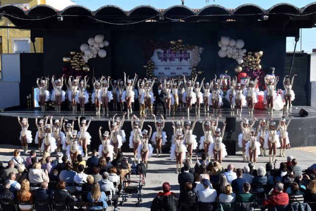 La academia de danza Víctor Campos triunfa con su VI Gala Benéfica Navideña - 4, Foto 4