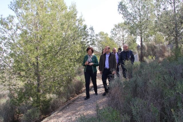 La Consejería de Agricultura y el Ayuntamiento de Puerto Lumbreras colaboran en el arreglo de caminos rurales y pistas forestales - 1, Foto 1