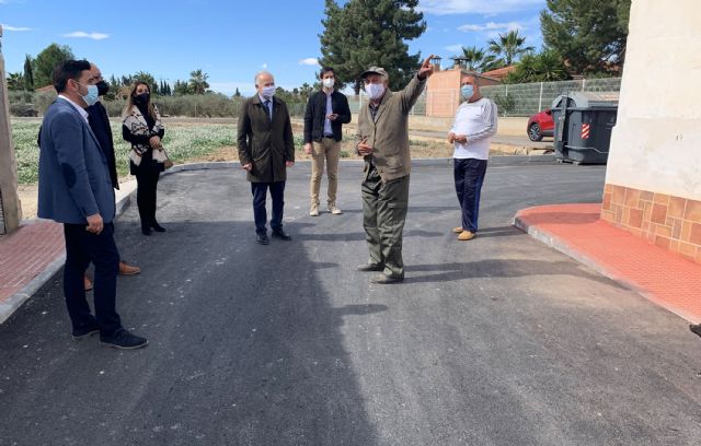 El paraje de Los Risos ya luce renovados sus aceras y asfaltado - 1, Foto 1