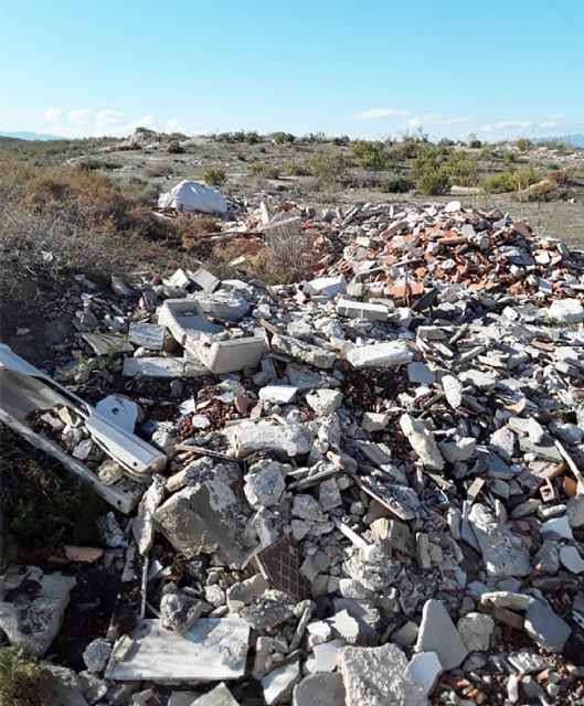 La escombrera municipal admite depósitos gratuitos de hasta 1.000 kilos de manera gratuita - 2, Foto 2