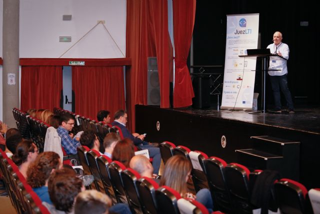 EL CIFP CARLOS III de Cartagena sorprende con el uso de jueces virtuales educativos - 2, Foto 2