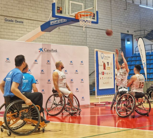 CaixaBank realiza una actividad de apoyo al UCAM Murcia B.S.R. antes de la Eurocup 2023 - 2, Foto 2