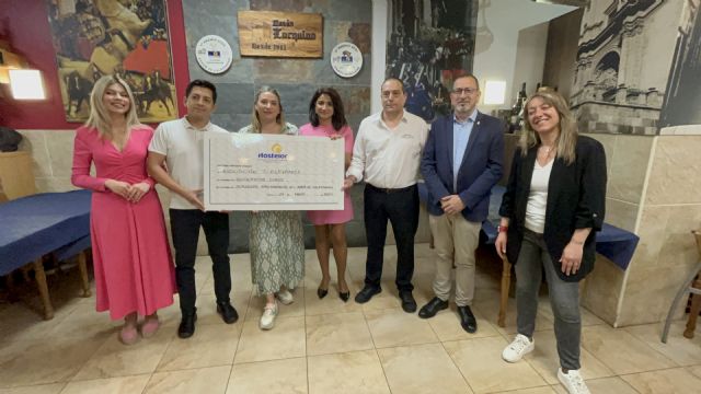 Mesón Lorquino dona su premio en las Jornadas Gastronómicas del Arroz en Calasparra en Lorca, para el tratamiento e investigación del cáncer infantil - 4, Foto 4