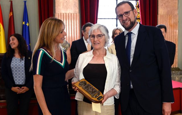 El Ayuntamiento rinde homenaje a los más de cien funcionarios jubilados este año - 4, Foto 4