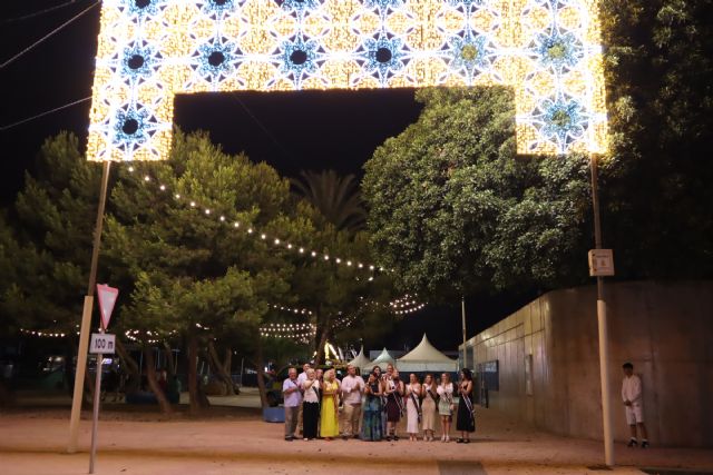 San Pedro del Pinatar celebra las fiestas patronales con la hoguera municipal y la apertura del recinto ferial - 4, Foto 4