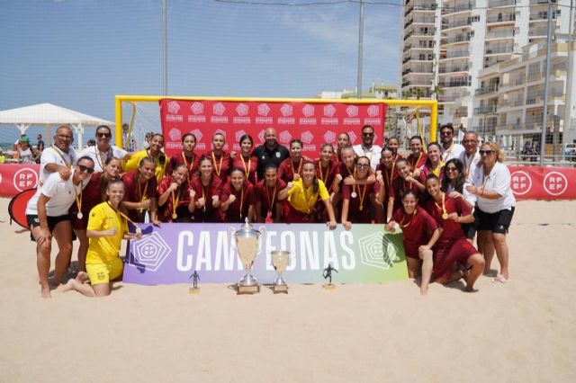 La Sub-17, campeona y la Sub-20, subcampeona del nacional de fútbol playa femenino La Sub-17, campeona y la Sub-20, subcampeona del nacional de fútbol playa femenino