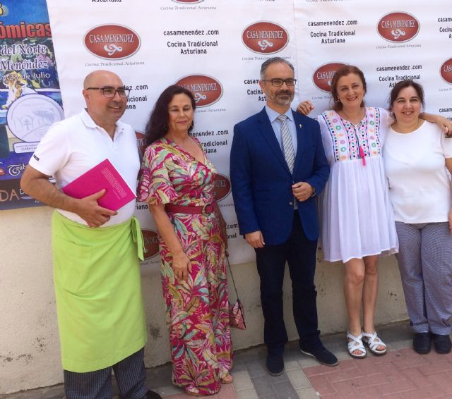 Casa Menéndez entrega a Caravaca su galardón Pueblo ejemplar por el Año Jubilar 2017 - 1, Foto 1