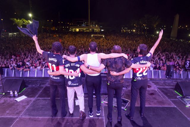 45.000 personas disfrutan de La Mar de Músicas más multitudinaria - 1, Foto 1