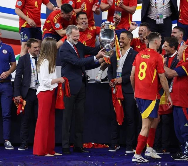 El traumatólogo almeriense que cuida la salud de los campeones de la Eurocopa 2024 - 3, Foto 3