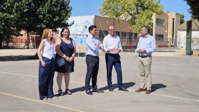 Invierten más de 5 millones en la mejora de la eficiencia energética y reconversión bioclimática de 24 centros educativos - 1, Foto 1