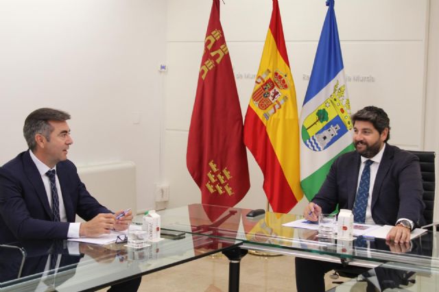 Encuentro entre el presidente regional y el alcalde de San Pedro del Pinatar - 1, Foto 1