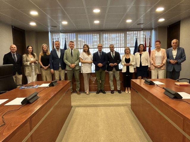 La Fundación Ingenio y la Dirección General del Agua de la Consejería comparecen en la Asamblea Regional para abordar la posible reforma la Ley del Mar Menor - 2, Foto 2