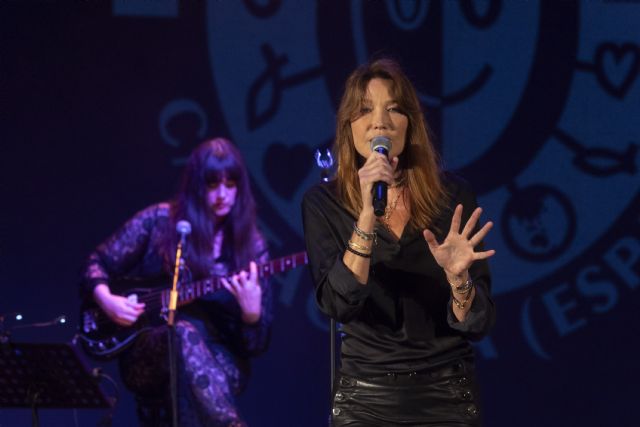 Carla Bruni brilla en una noche en la que Pedro Pastor puso a bailar a La Mar de Músicas - 1, Foto 1