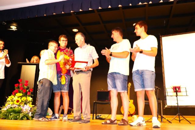 Más de 150 personas arropan a los familiares de Miguel Calvo Alcázar en su homenaje - 1, Foto 1