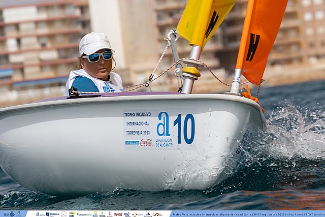 Violeta del Reino, en la segunda prueba de hoy en aguas de Torrevieja  | ©Pep Portas / RCNT, Foto 1