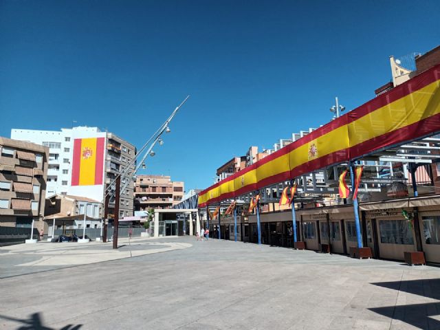 El alcalde dicta un Bando para que los alcantarilleros engalanen sus balcones con la bandera de España 2024 - 1, Foto 1