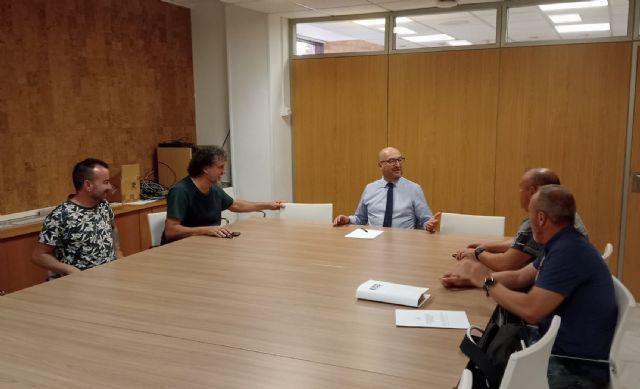 El concejal de Movilidad se reúne con los conductores de autobús de pedanías para mejorar el servicio de transporte público - 1, Foto 1