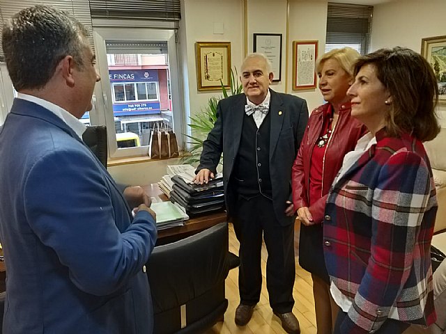 Los candidatos del PP al Congreso y al Senado visitan el Colegio Oficial de Veterinarios - 1, Foto 1