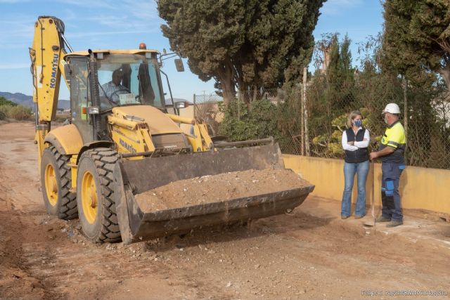 Infraestructuras acondiciona los dos caminos de acceso al paraje de Los Chaparros - 1, Foto 1