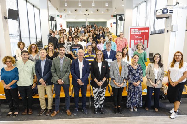 Isabel Franco inaugura la mesa redonda sobre lucha contra la pobreza dentro del ciclo 'ODSesiones' de la Universidad de Murcia - 1, Foto 1