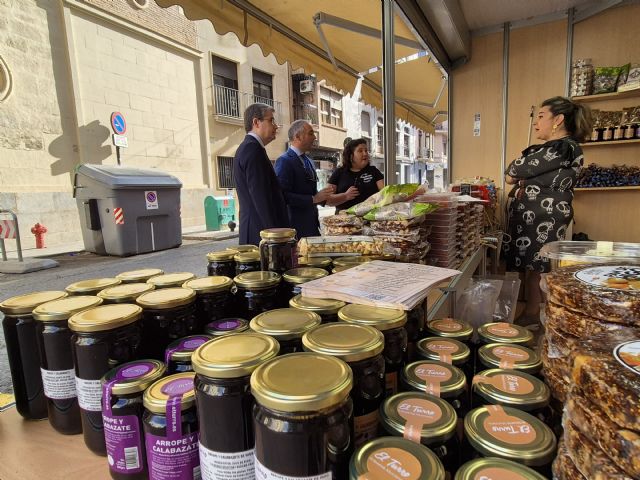 El tradicional Mercado de Todos los Santos de Murcia ya está abierto en la Plaza de San Pedro - 2, Foto 2