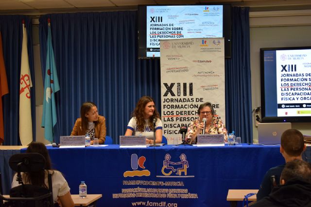 FAMDIF reúne a 75 personas en sus XIII Jornadas de Formación sobre Discapacidad Física y Orgánica en Totana FAMDIF reúne a 75 personas en sus XIII Jornadas de Formación sobre Discapacidad Física y Orgánica en Totana