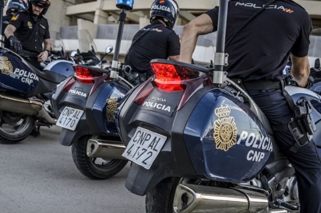 La Policía Nacional refuerza su presencia en las calles ante el Black Friday - 1, Foto 1