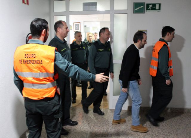 La Guardia Civil realiza un simulacro de evacuación en el acuartelamiento de Vistalegre-Murcia - 2, Foto 2