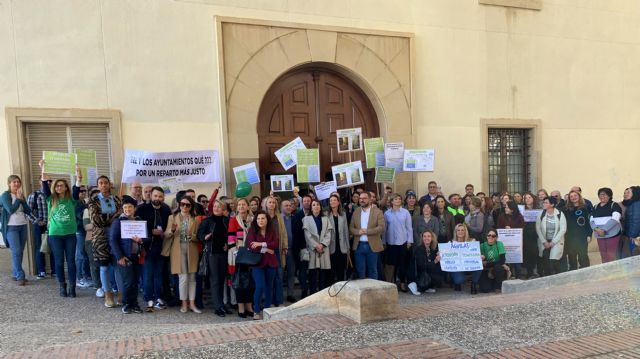 El Ayuntamiento torreño se suma a la protesta por la Ley de Atención Temprana - 2, Foto 2