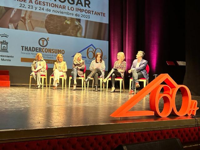 El teatro Romea de Murcia acoge la clausura del II congreso nacional de responsables del hogar - 1, Foto 1