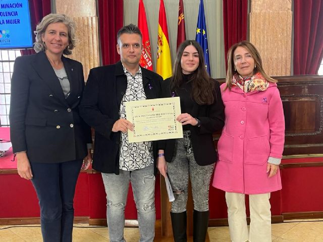 Una sola voz en el Salón de Plenos para frenar la violencia contra las mujeres - 3, Foto 3